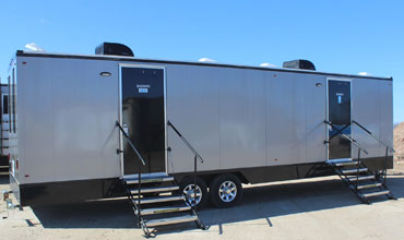 8-STALL SHOWER TRAILER #050